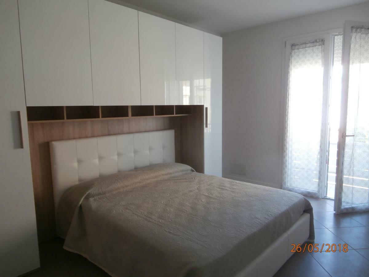 Nuovo Bilocale In Via Lagomaggio, 31 Rimini Esterno foto